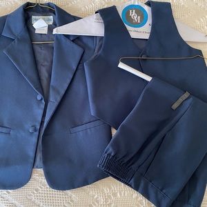Boys 3T suit